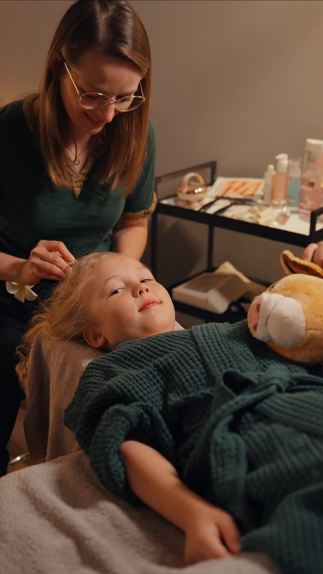 Instagram @ahimsa.salon.masazu — Ahimsa Wrocław
